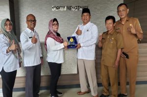 Dewan Kabupaten Karawang Belajar Medsos ke Pemkot Bekasi