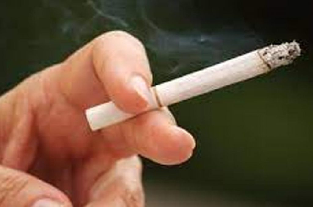 Pedagang Dilarang ‘Keteng’ Rokok
