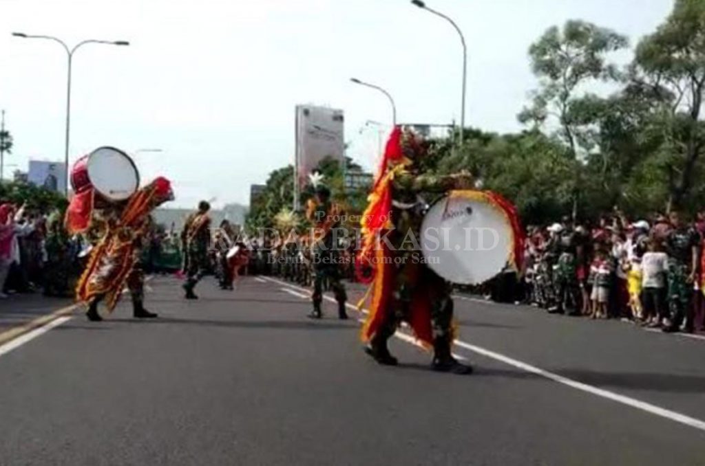 Drum Band, Nyanyikan Lagu Wajib hingga Hiburan
