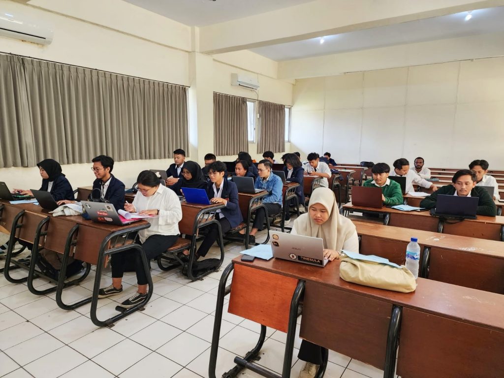 Ekonomi Belum Stabil, Mahasiswa di Kota Bekasi Telat Bayar Kuliah