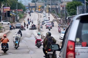 Jejen Soroti Jalan Cikarang-Cibarusah belum Rampung