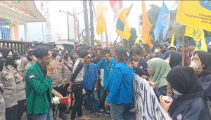 Kejari Bekasi Didesak Periksa Ketua Baznas Kota Bekasi, Ini Alasannya
