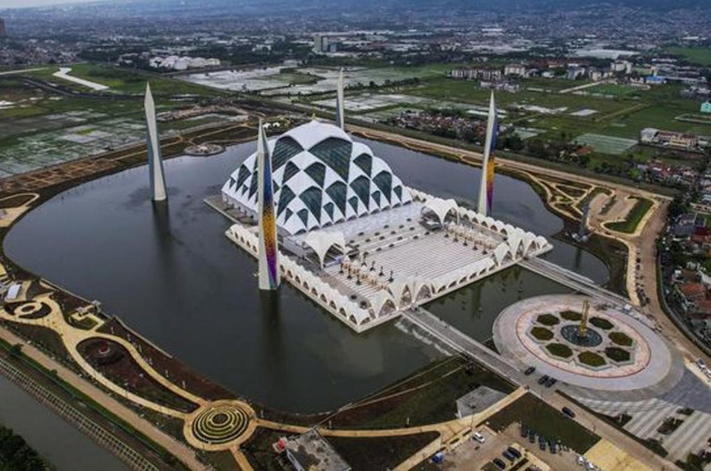 Penataan Jelang Ramadan, Kawasan dan Masjid Raya Al Jabbar Ditutup Sementara Selama Dua Pekan