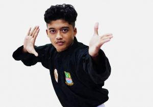 Melestarikan Pencak Silat