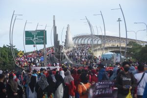 Minta Masyarakat Tetap Kenakan Masker