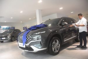 Mobil Listrik Asal Bekasi Diminati