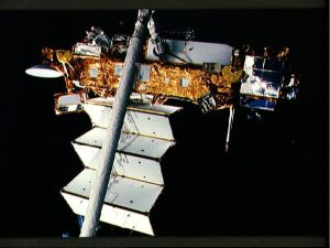 Hampir Empat Dekade di Luar Angkasa, Satelit NASA Diprediksi Jatuh ke Bumi, Ini Jadwalnya