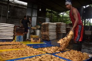 Sempat Terpuruk, Pelaku UMKM Optimis Bangkit