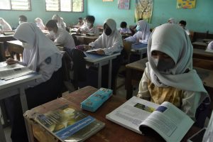 Siswa Dianjurkan Pakai Masker di Sekolah