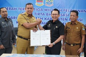 19 Ribu Pelanggan PDAM TB Diserahkan ke Perumda TP