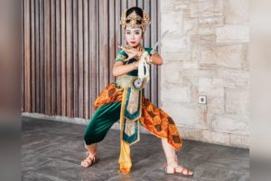 Belajar Tari Jaipong sejak SD