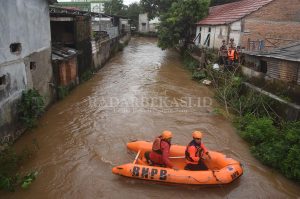 Berenang, Bocah Hilang Terbawa Arus