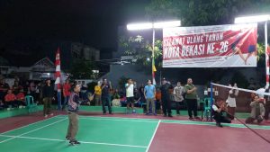 Sambut HUT ke-26 Kota Bekasi, Dewan Ini Gelar Turnamen Bulutangkis Nico Cup Antar RW
