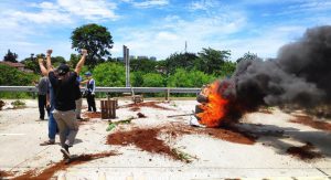 Tuntut Pembayaran Ganti Rugi, Ahli Waris Blokir Jalan Tol Jatikarya