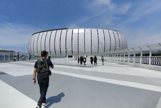 Penonton Konser Dewa 19 Keluhkan Fasilitas Jakarta International Stadium