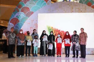 HUT ke-29 Tahun, Metland Salurkan Bantuan Kursi Roda untuk Disabilitas   