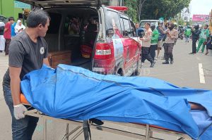 Pengemudi Ojol Tewas Terlindas Truk