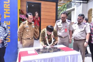 Wamen ATR/BPN Resmikan Layanan Drive Thru Kantor Pertanahan