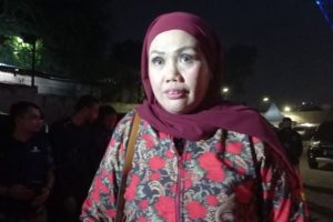 Elly Sugigi Dikabarkan Operasi Plastik, Begini Tanggapannya