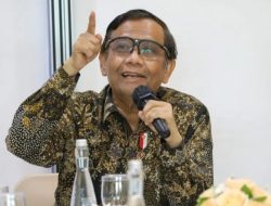 Mahfud MD: Meskipun Jelek, Jangan Bubarkan DPR
