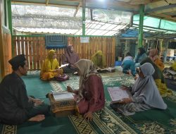 Belajar Ngaji di Usia Senja