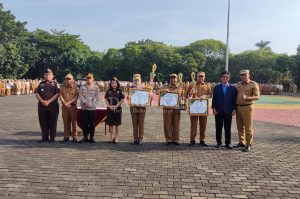 Indeks Nilai Kehidupan Harmoni Tertinggi, Unkris Ganjar Penghargaan Tiga Kecamatan