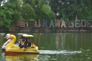 Pengunjung Tempat Wisata Menurun