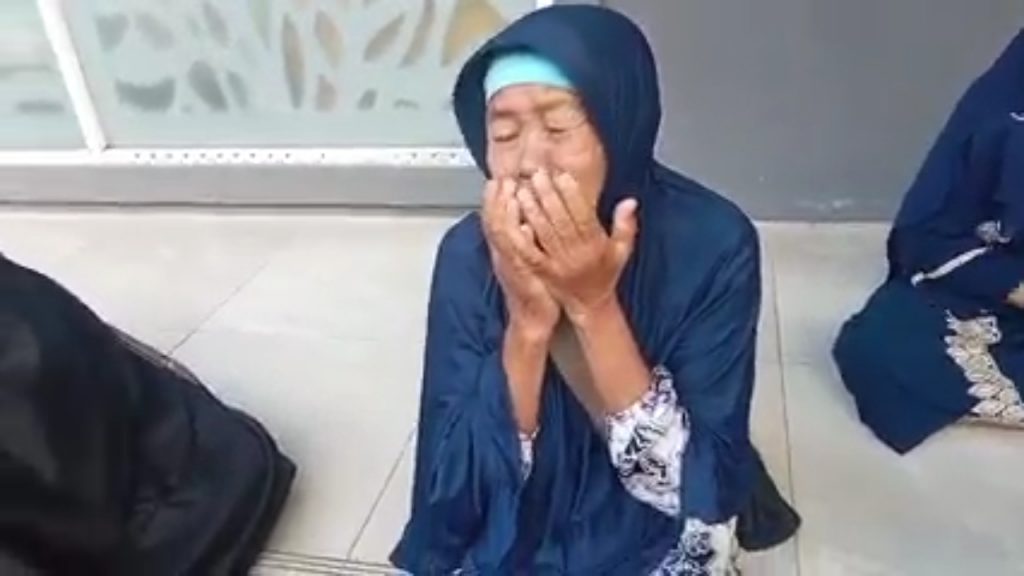 Duh, 34 Jemaah Umroh Asal Kalimantan Telantar di Bekasi, Diinapkan di Hotel