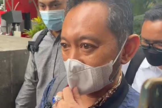 Kepala Bea Cukai Makassar Datang ke KPK, Lihat Cincinnya