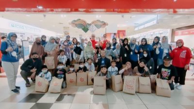 Matahari Metmal Giving Back Yatim dan Dhuafa di Bekasi