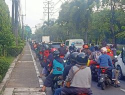 Cuti Bersama Dimulai, Pemudik Bermotor Ramaikan Jalan Kalimalang