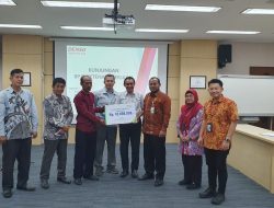 PT Denso Manufacturing Indonesia Serahkan Santunan Rp42 Juta kepada Ahli Waris Pekerja Rentan