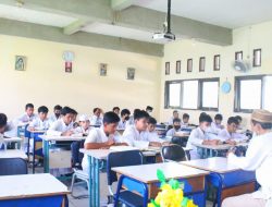 Siswa Diminta Masuk Sekolah Tepat Waktu