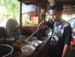 Bakso Mas Yanto Tetap Buka saat Lebaran