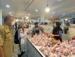 Waspada, Usus Ayam Berformalin Beredar di Pasar Baru Bekasi