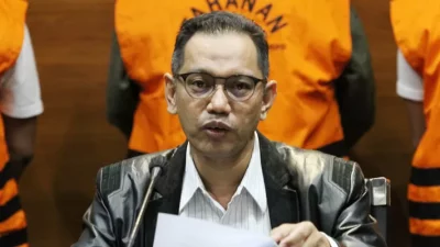 KPK OTT 10 Orang, 1 Bupati Labuhanbatu di Sumatera Utara