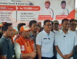 Kolaborasi Sandi-Kamil di Bazar Sembako Murah Kalibaru, Lihat Nih Antusias Warga