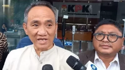 Usai Diperiksa, Andi Arief Ungkap Ada Kader Demokrat Nikmati Uang Panas Ricky Ham Pagawak, KPK Perintahkan Kembalikan