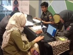 Belasan Masyarakat Mendaftar jadi Anggota Bawaslu
