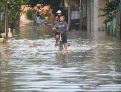 Empat Kecamatan Terdampak ”Banjir Kiriman”