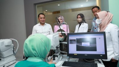 Peringati HUT ke-730 Surabaya, JEC-Java @ Surabaya Berikan Operasi Katarak Gratis kepada 100 Warga    