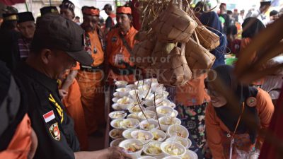Lestarikan Tradisi Nyorog lewat Lebaran Bekasi