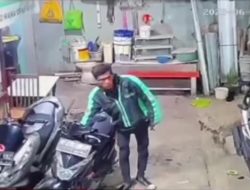 Curanmor Berjaket Ojek Online Aksinya di Jakasampurna Terekam CCTV