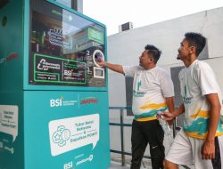BSI Kumpulkan Lebih dari 5.000 Sampah Botol Plastik di Jogja Marathon 2023   