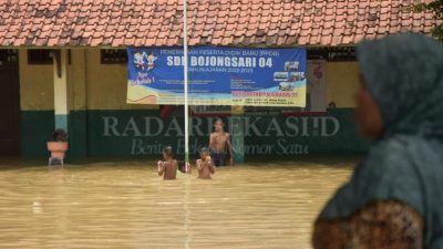 Pemkab Bekasi Tangani Sekolah Rawan Banjir