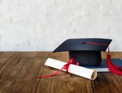 Orangtua Siswa Terpaksa Biayai Wisuda Kelulusan Sekolah Anaknya