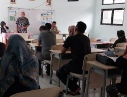 Ditolak Sistem PPDB Online, 20 Warga Sekitar SMAN 10 Bekasi Layangkan Protes