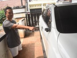Buru Spesialis Pencuri Spion Mobil