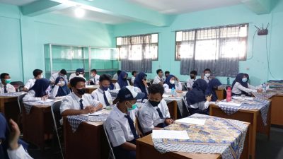 Siswa SD dan SMP Swasta Dapat Bantuan Pendidikan, Pemkot Bekasi Alokasikan Rp9 Miliar