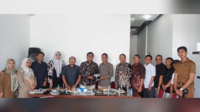 Radar Bekasi Terima Kunjungan Kerja Komisi 1 DPRD Provinsi Banten   